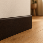 Black 2.4m Round Pencil Skirting Board for Stylish Interiors - detail view