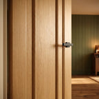 FD30 Fire Door Oak Internal Unfinished 3 Panel Solid Core - detail view