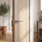 Ivory Fully Finished Internal FD30 Fire Door Chevron - detail view