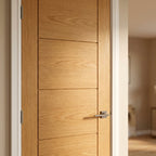 Internal Oak Door Fully Finished Parma 5 Panel Design - detail view
