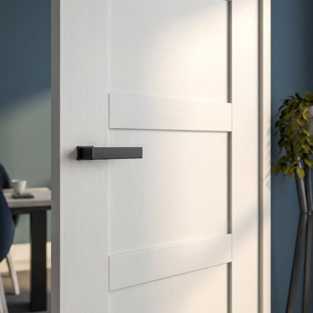 Internal White FD30 Fire Door, Primed Finish, Flat Shaker 4 Panel Design - detail view