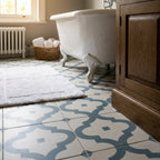8mm Water-Resistant Laminate Flooring, Retro Design, 1179 x 394mm - detail view