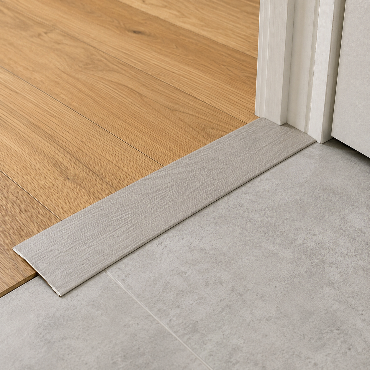 Self-Adhesive Light Grey Oak Adapting Door Profile 900mm